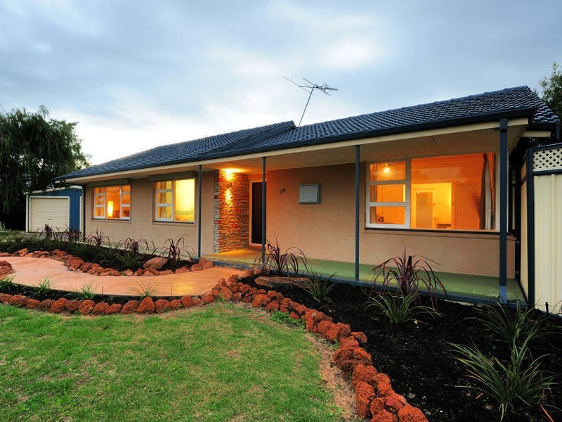 24 Stoner Street, Rockingham WA 6168