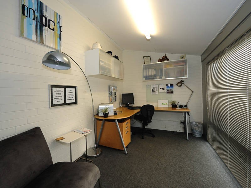 24 Stoner Street, Rockingham WA 6168