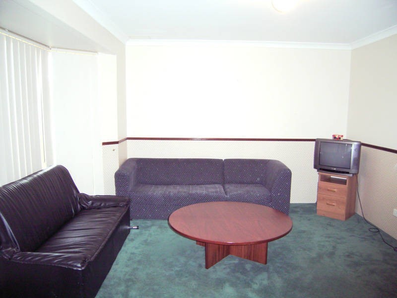 12 Karlak Close, Leda WA 6170