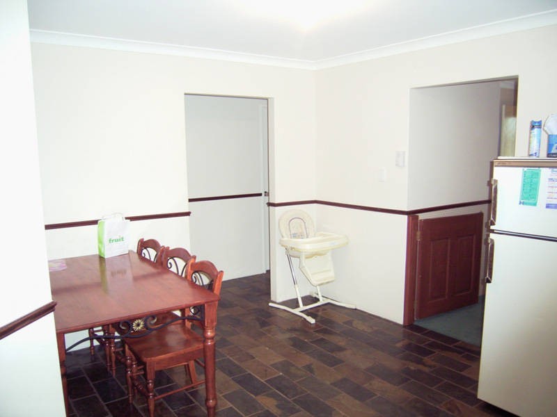 12 Karlak Close, Leda WA 6170