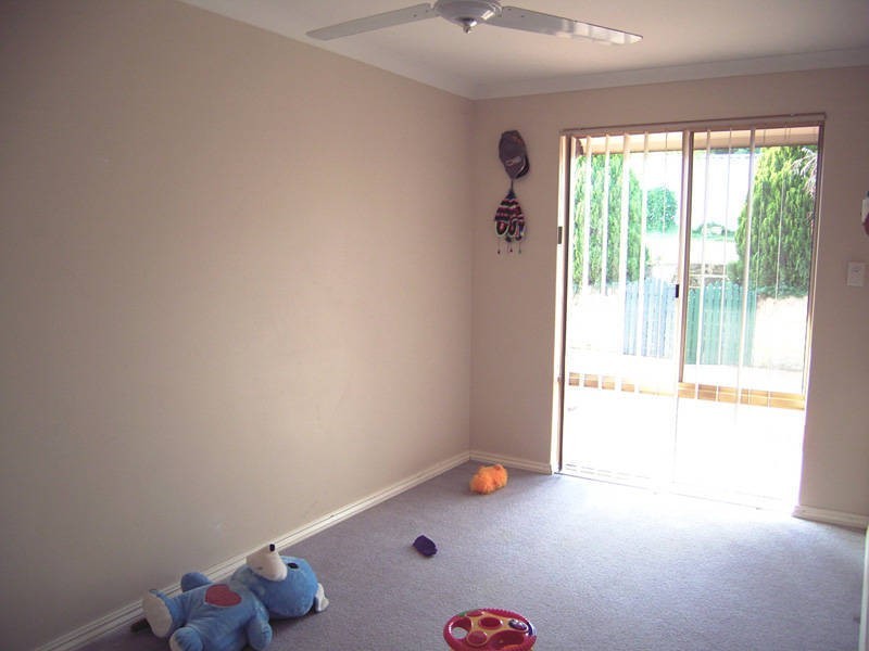 12 Karlak Close, Leda WA 6170