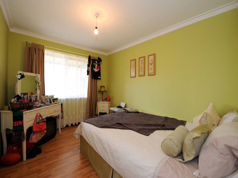 15 Parmelia Avenue, Parmelia WA 6167