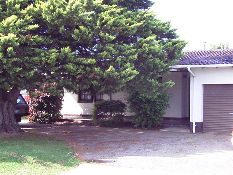 5 Stoner Street, Rockingham WA 6168