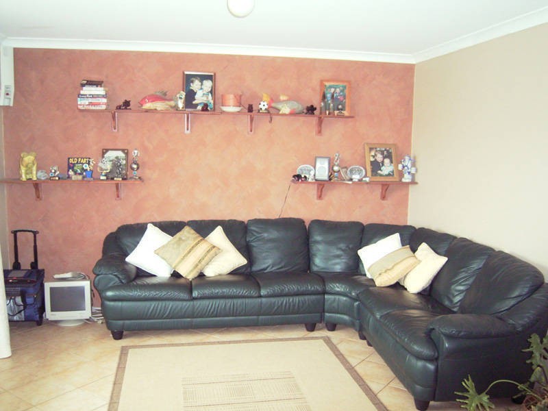 48 Sarah Ann Crescent, Warnbro WA 6169