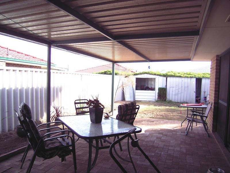 48 Sarah Ann Crescent, Warnbro WA 6169