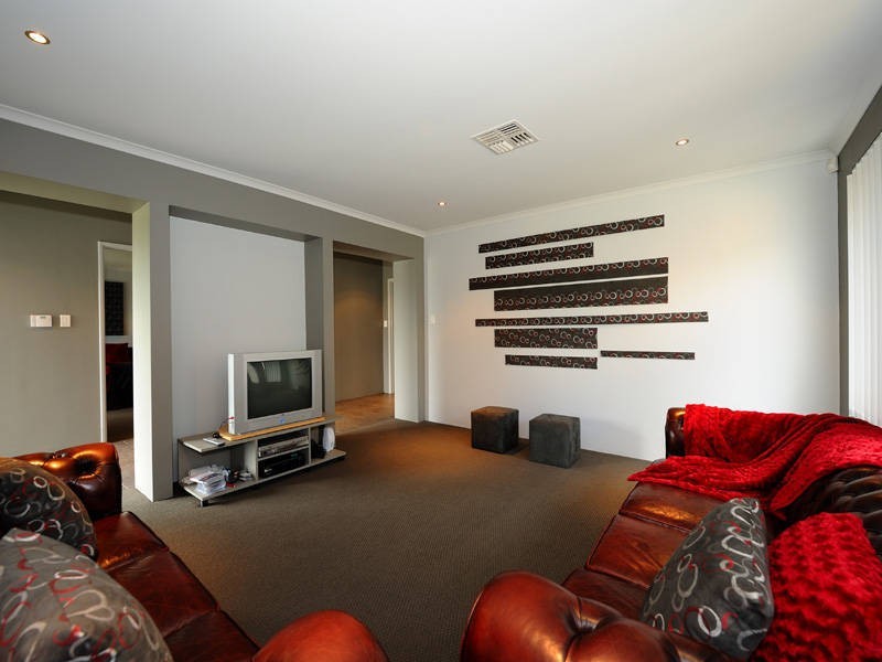 95 Arpenteur Drive, Baldivis WA 6171