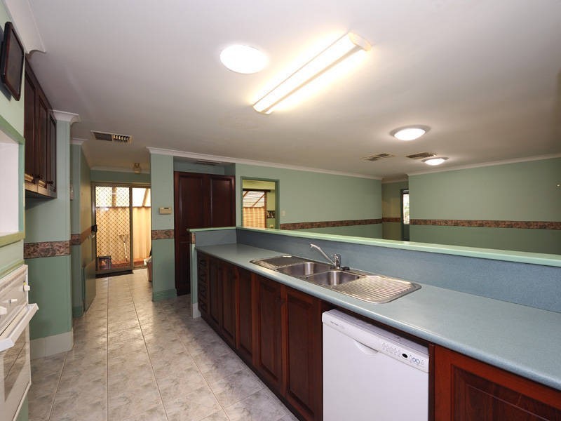 5 Fairway Place, Cooloongup WA 6168