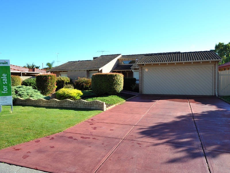 9 Madeira Place, Safety Bay WA 6169