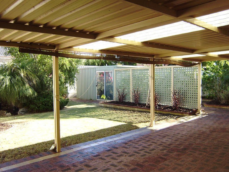 44 Mornington Blvd, Waikiki WA 6169
