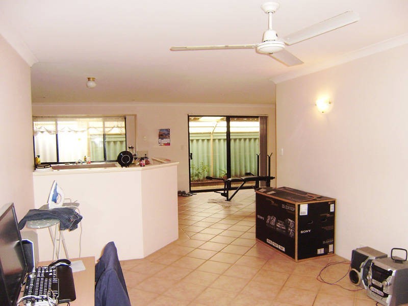 44 Mornington Blvd, Waikiki WA 6169