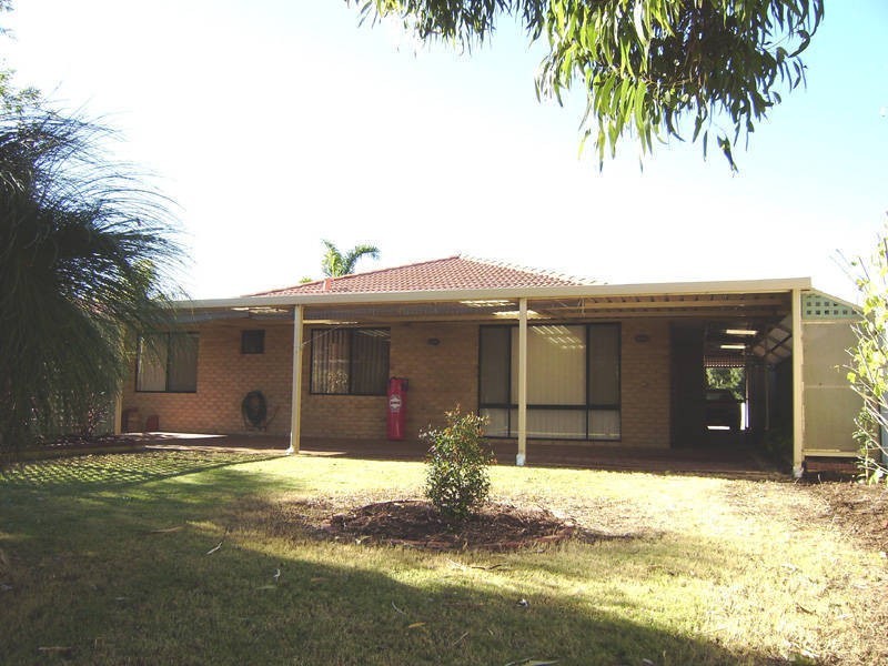 44 Mornington Blvd, Waikiki WA 6169