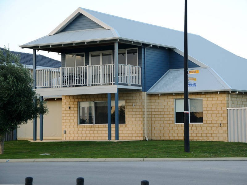 66 Fisher Street, Rockingham WA 6168