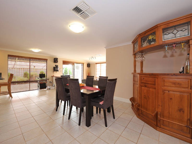 644 Safety Bay Road, Waikiki WA 6169