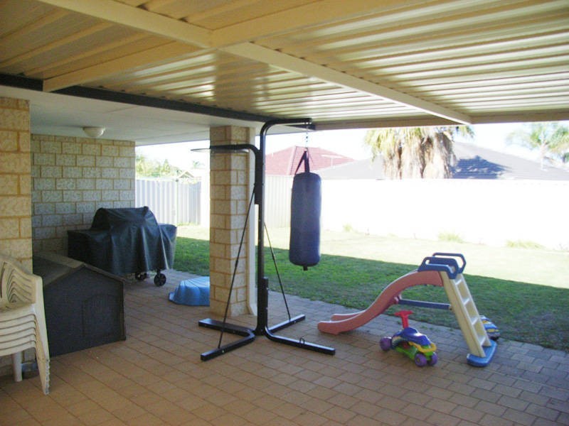 21 Nunton Place, Port Kennedy WA 6172