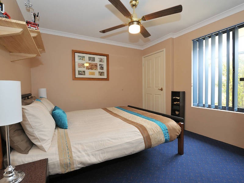 10 Jativa Lane, Port Kennedy WA 6172