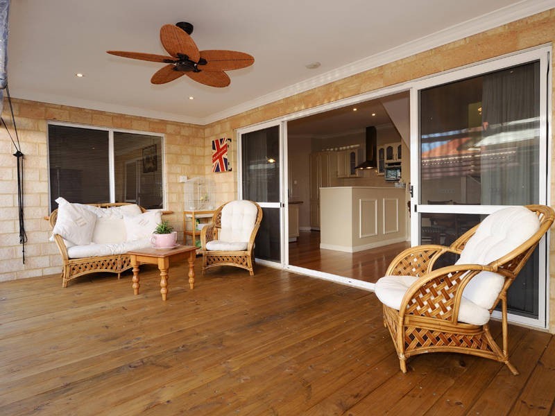 301 Bogue Way, Port Kennedy WA 6172