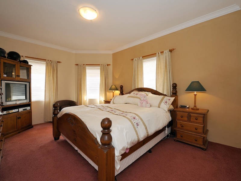 301 Bogue Way, Port Kennedy WA 6172