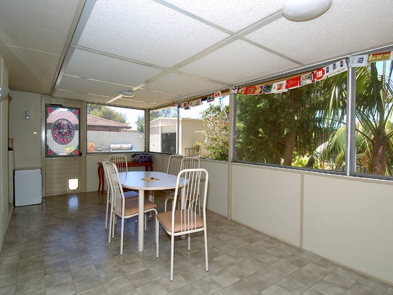 6 Kingston Way, Safety Bay WA 6169