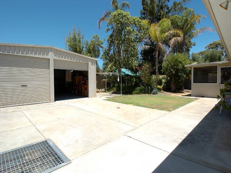 6 Kingston Way, Safety Bay WA 6169