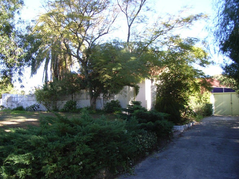 27 Ledger Street, Warnbro WA 6169