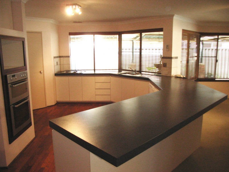 33 St Raphael Crescent, Port Kennedy WA 6172