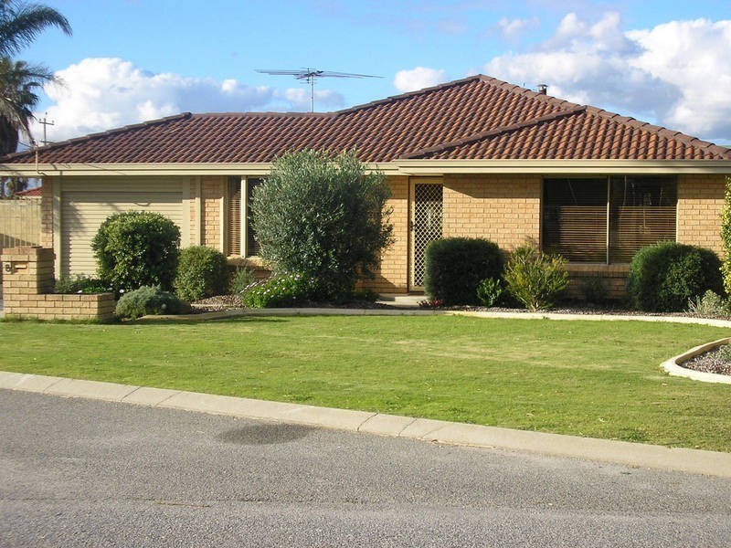 8 Dundas Court, Waikiki WA 6169