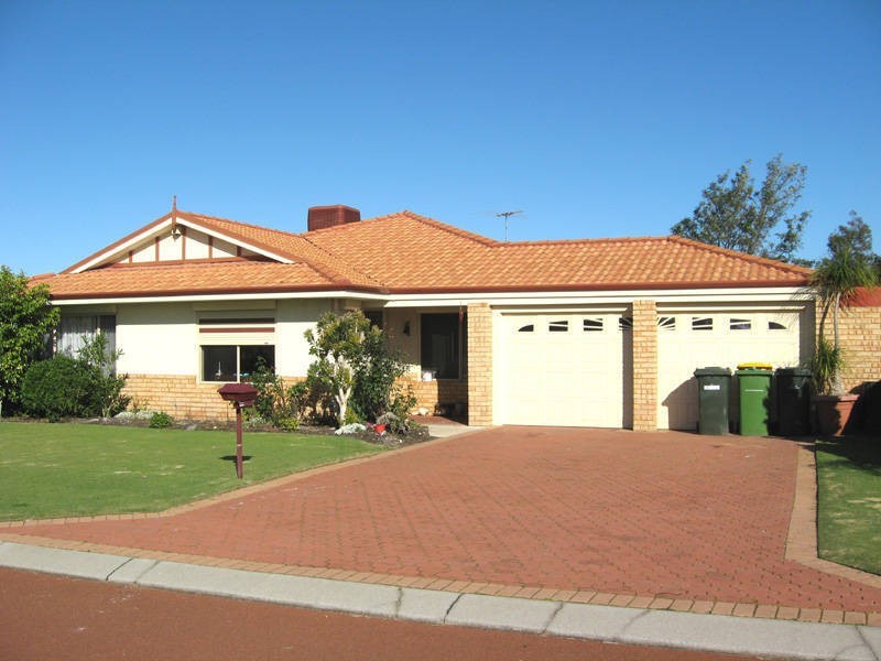 7 La Manche Avenue, Port Kennedy WA 6172