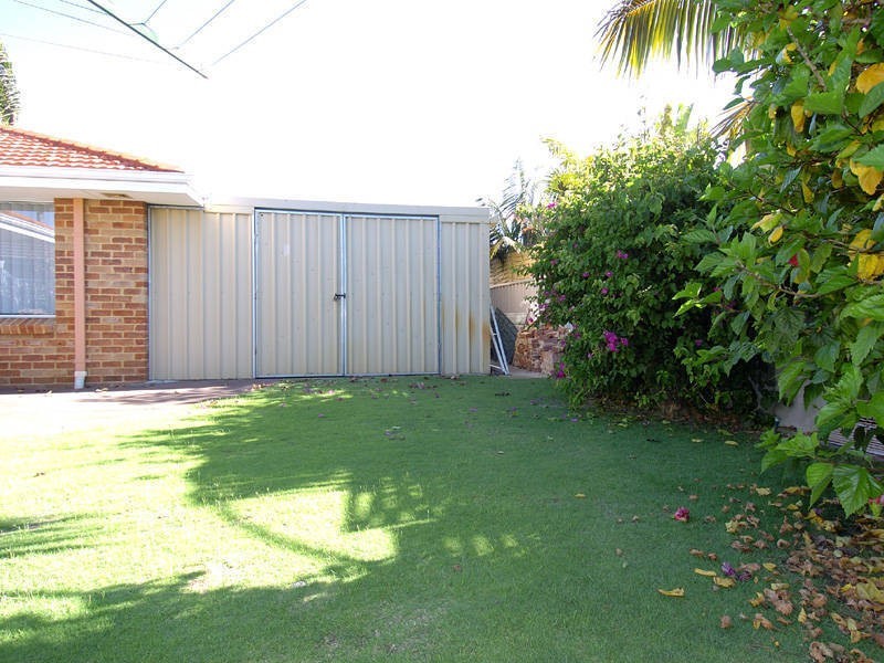 31 Mirror Cove, Waikiki WA 6169