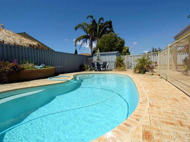8 San Jose Court, Safety Bay WA 6169