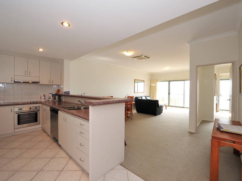 12/7 Railway Terrace, Rockingham WA 6168