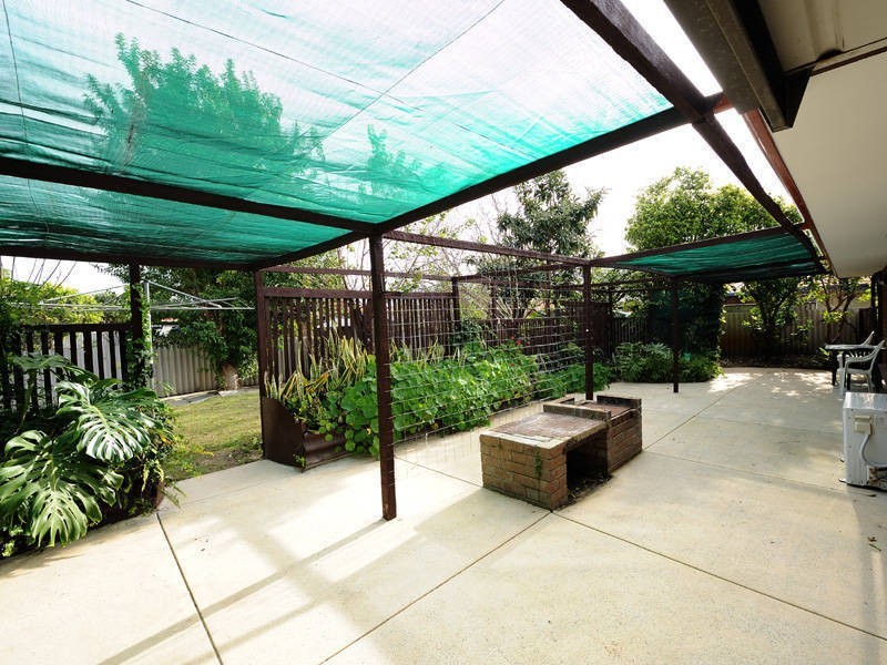 6 Braemar Street, Rockingham WA 6168