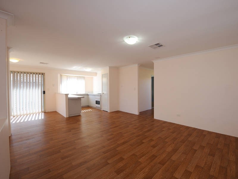 10 Melbourne Close, Port Kennedy WA 6172