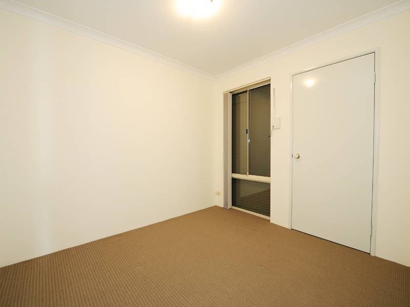 10 Melbourne Close, Port Kennedy WA 6172