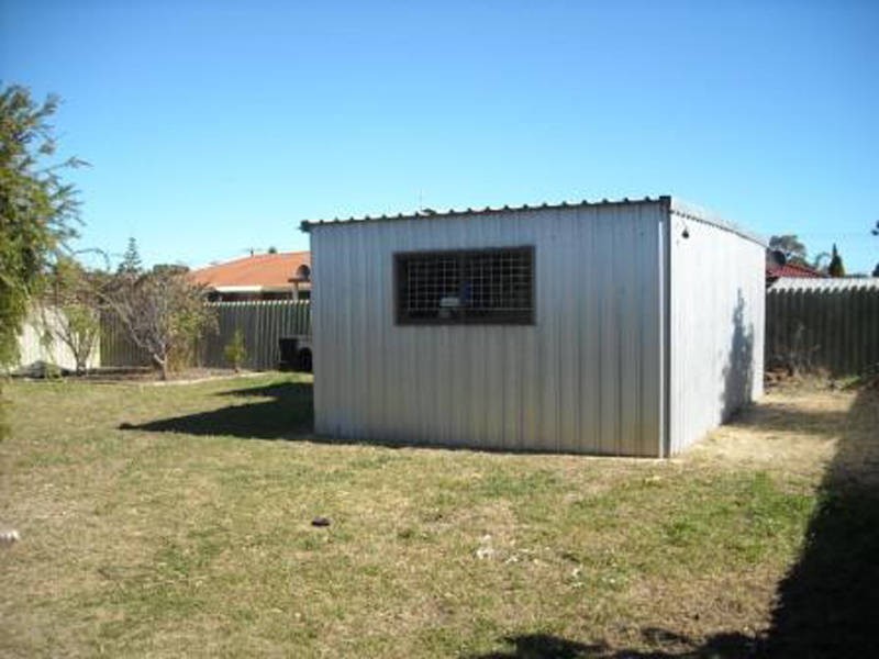 28 Breaden Drive, Cooloongup WA 6168