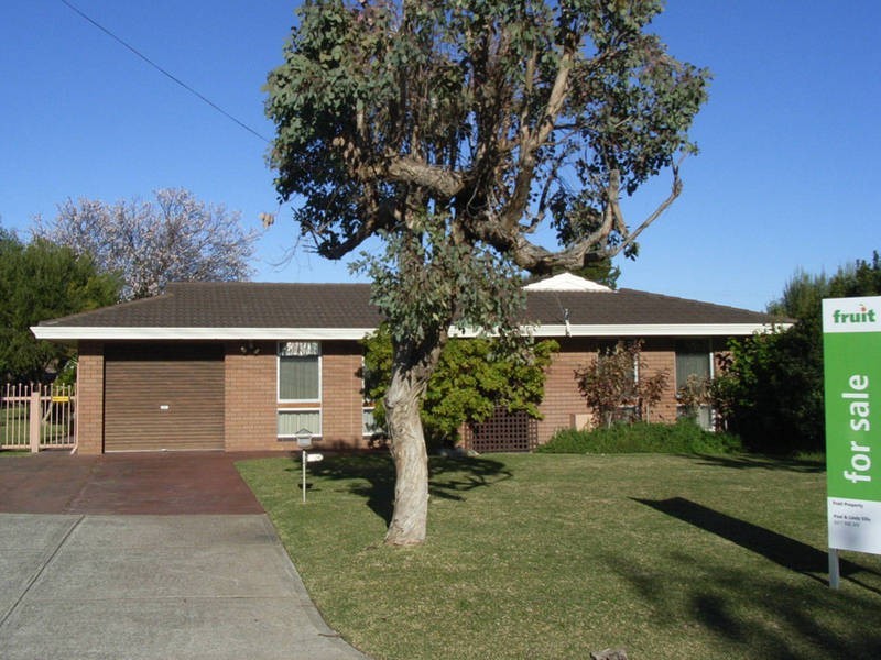 10 Kenton Way, Rockingham WA 6168