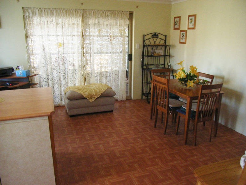 4 Grange Drive, Cooloongup WA 6168