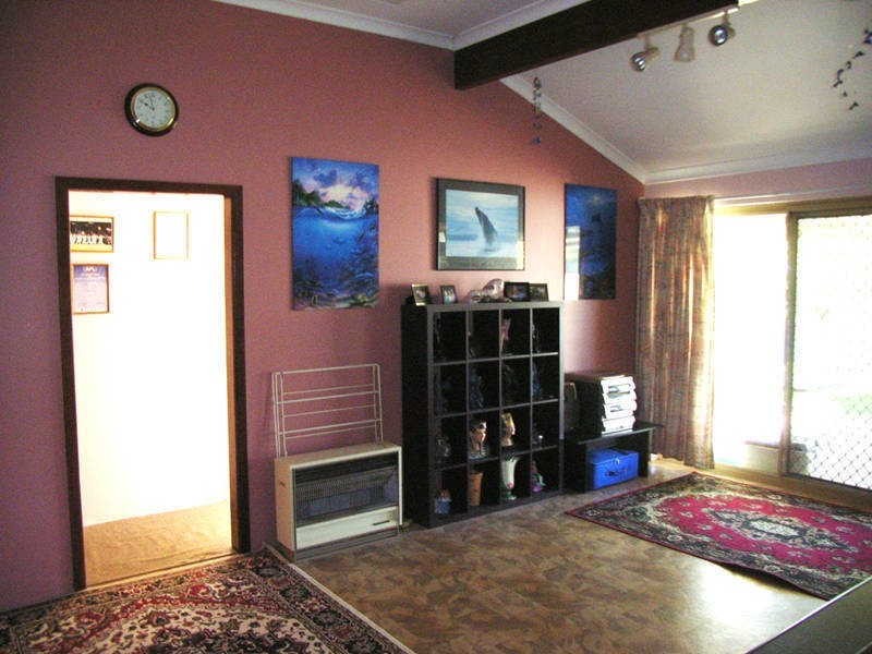 6 Nurrari Close, Waikiki WA 6169