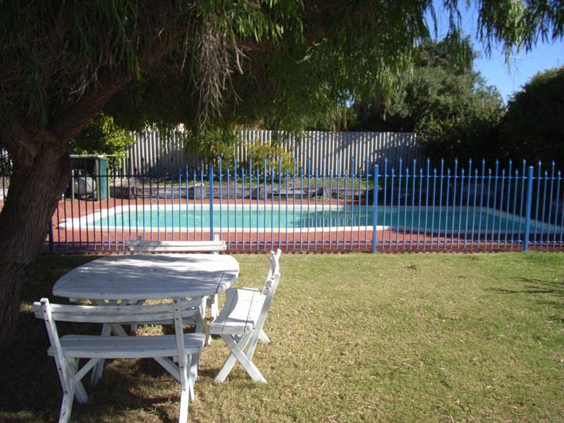 11 Bentley Street, Singleton WA 6175