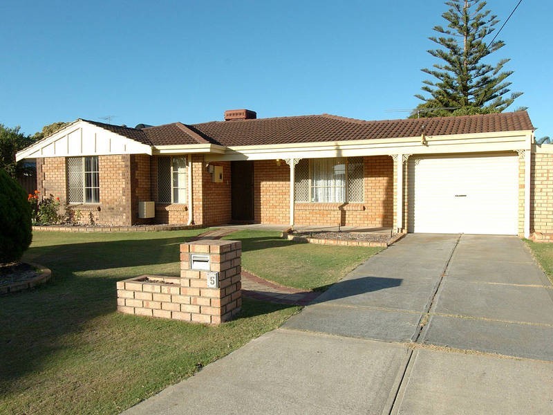 5 Thetis Place, Cooloongup WA 6168