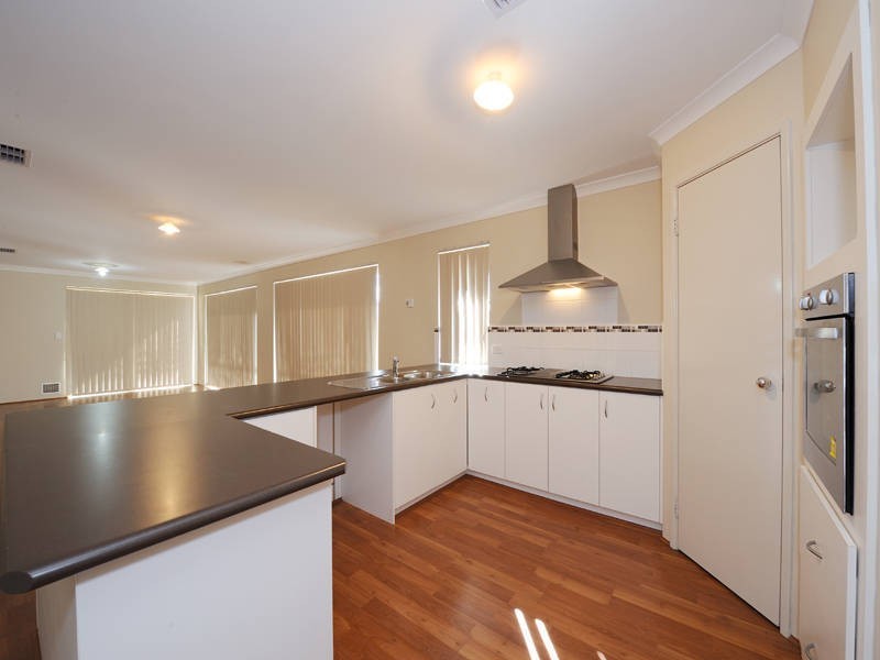 2 Scoparia Way, Baldivis WA 6171