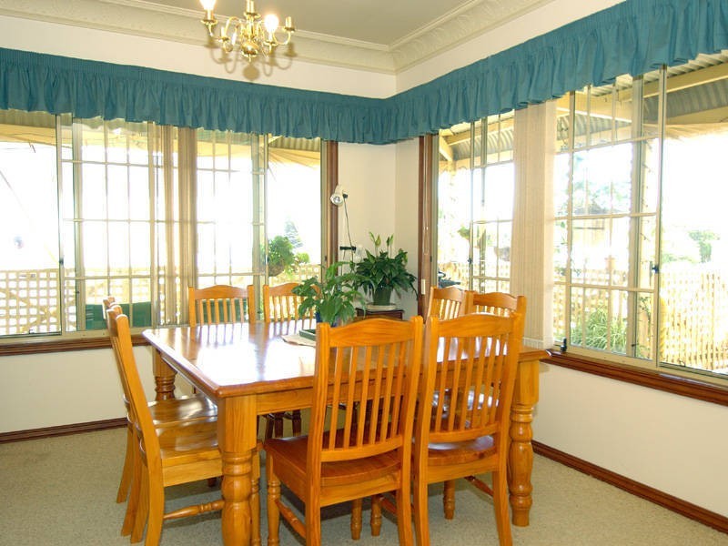 7 Vista Ave, Rockingham WA 6168