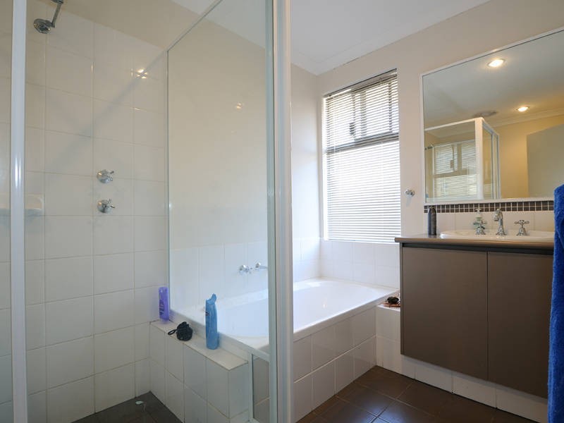 10 Sellafield Bend, Waikiki WA 6169