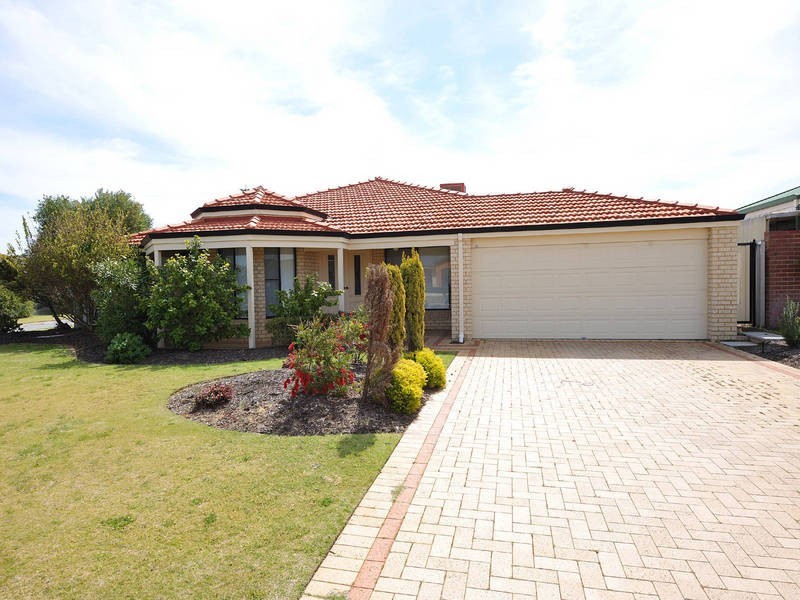 1 Cariati Close, Secret Harbour WA 6173