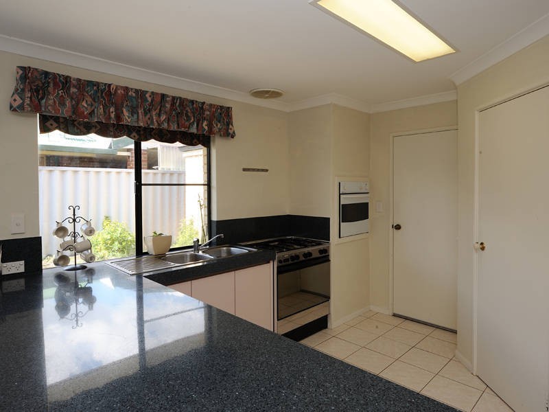 1 Cariati Close, Secret Harbour WA 6173