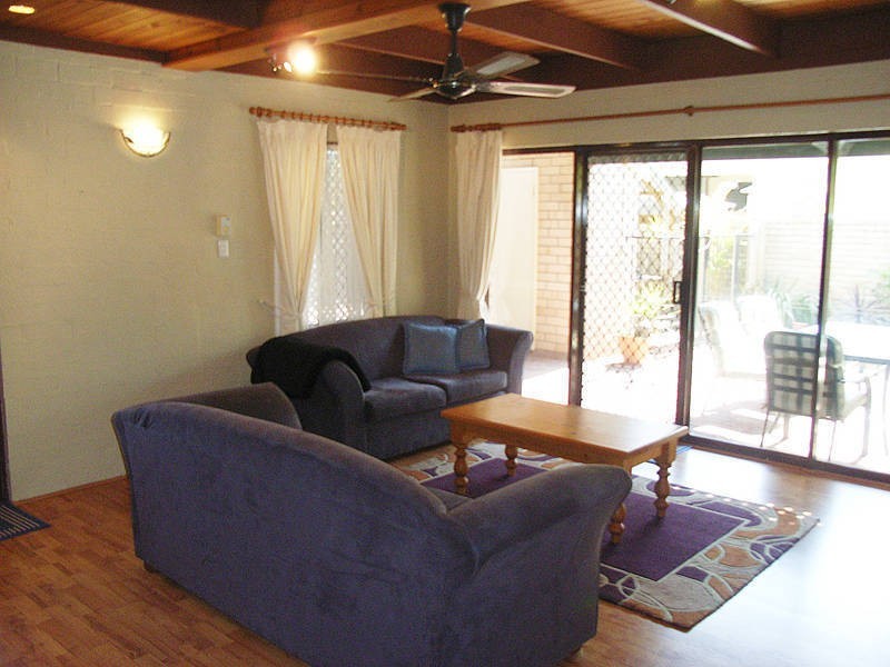 10/14 Vista Avenue, Rockingham WA 6168