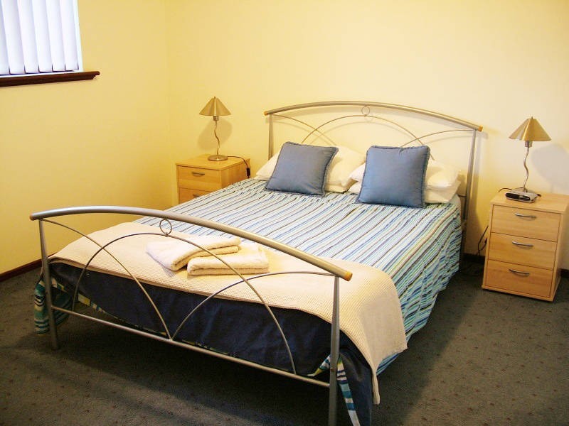 10/14 Vista Avenue, Rockingham WA 6168