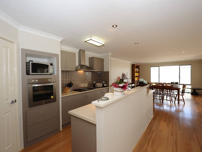 5 Echidna Crescent, Baldivis WA 6171