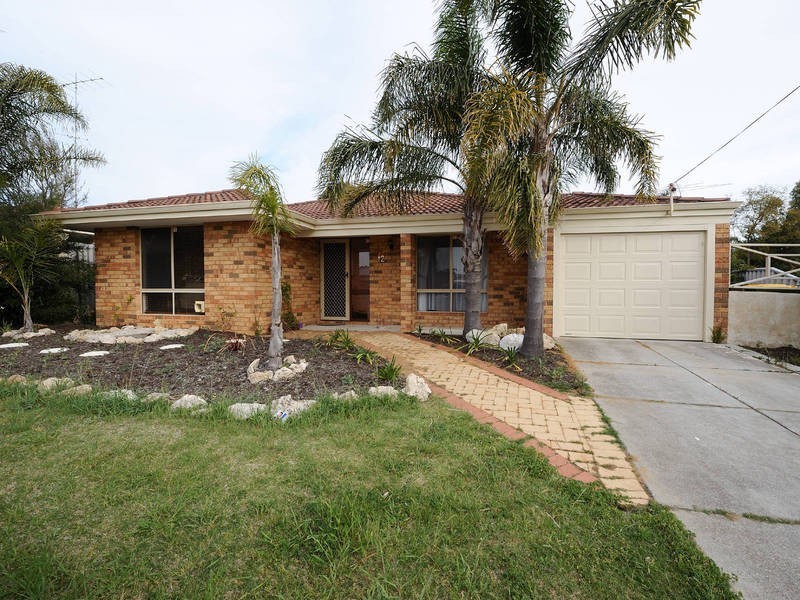 12 Darkins Retreat, Parmelia WA 6167
