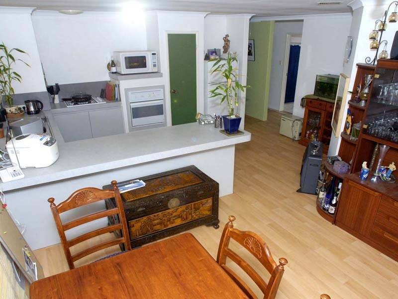 15 Mackay Place, Cooloongup WA 6168
