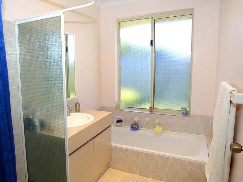 15 Mackay Place, Cooloongup WA 6168